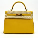 kelly 32 epsom jaune ambre scaled 1