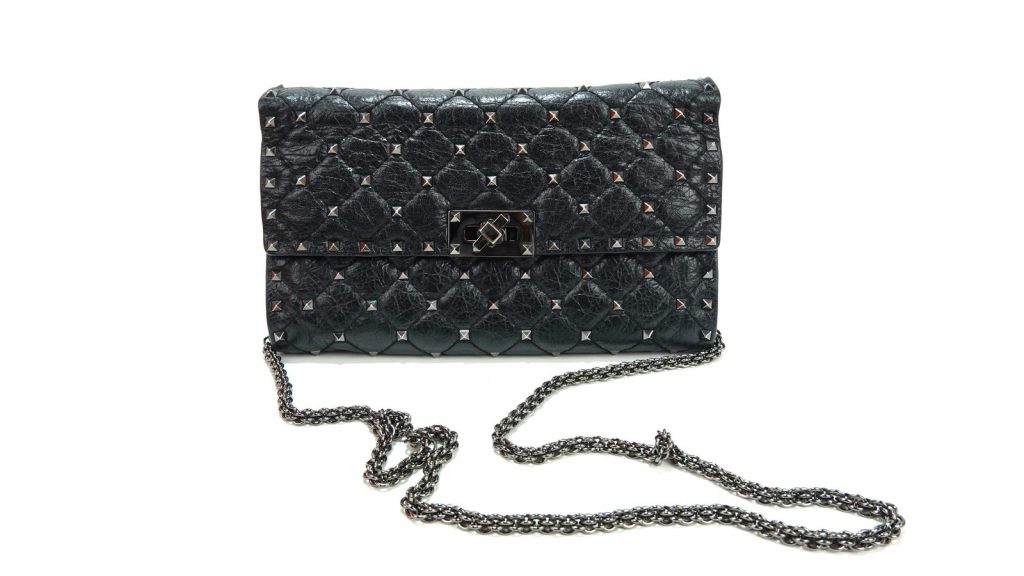 pochette-valentino-rockstud-1