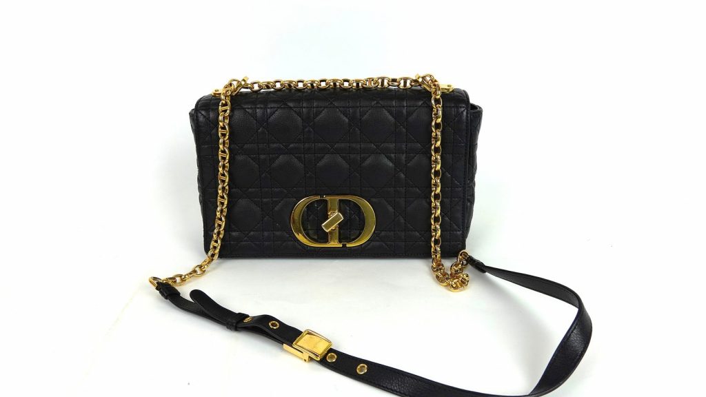 sac-a-main-dior-30-montaigne-cuir-noir-1