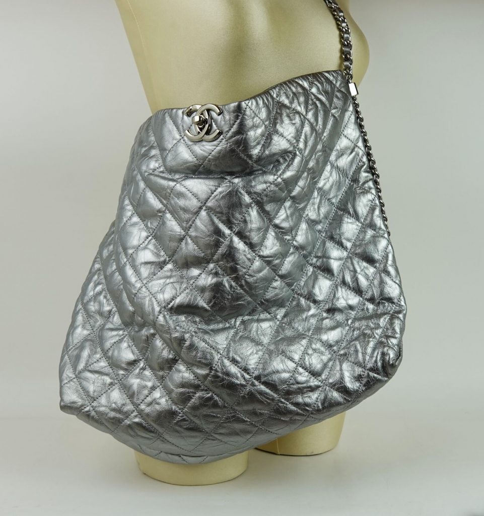 sac-a-main-chanel-big-bang-cuir-argente-1