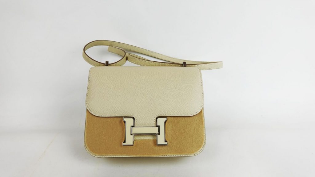 sac-a-main-hermes-constance-3-mini-miroir-cuir-veau-epsom-craie-1